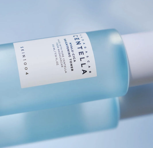Skin 1004 Madagascar Centella Hyalu-Cica Brightening Toner 210ML
